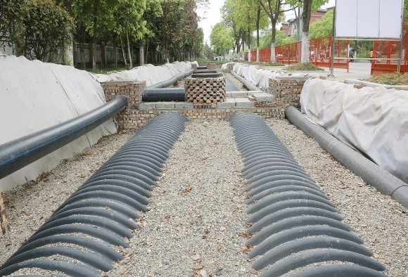 Environmental protection infrastructure: Sponge city infiltration pipes, underground pipe galleries